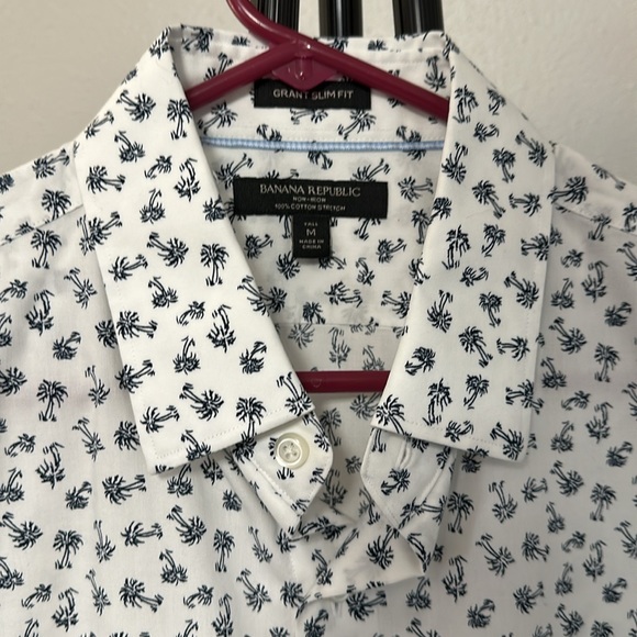 Banana Republic Men’s Non-Iron Dress Shirt Slim - Picture 2 of 4